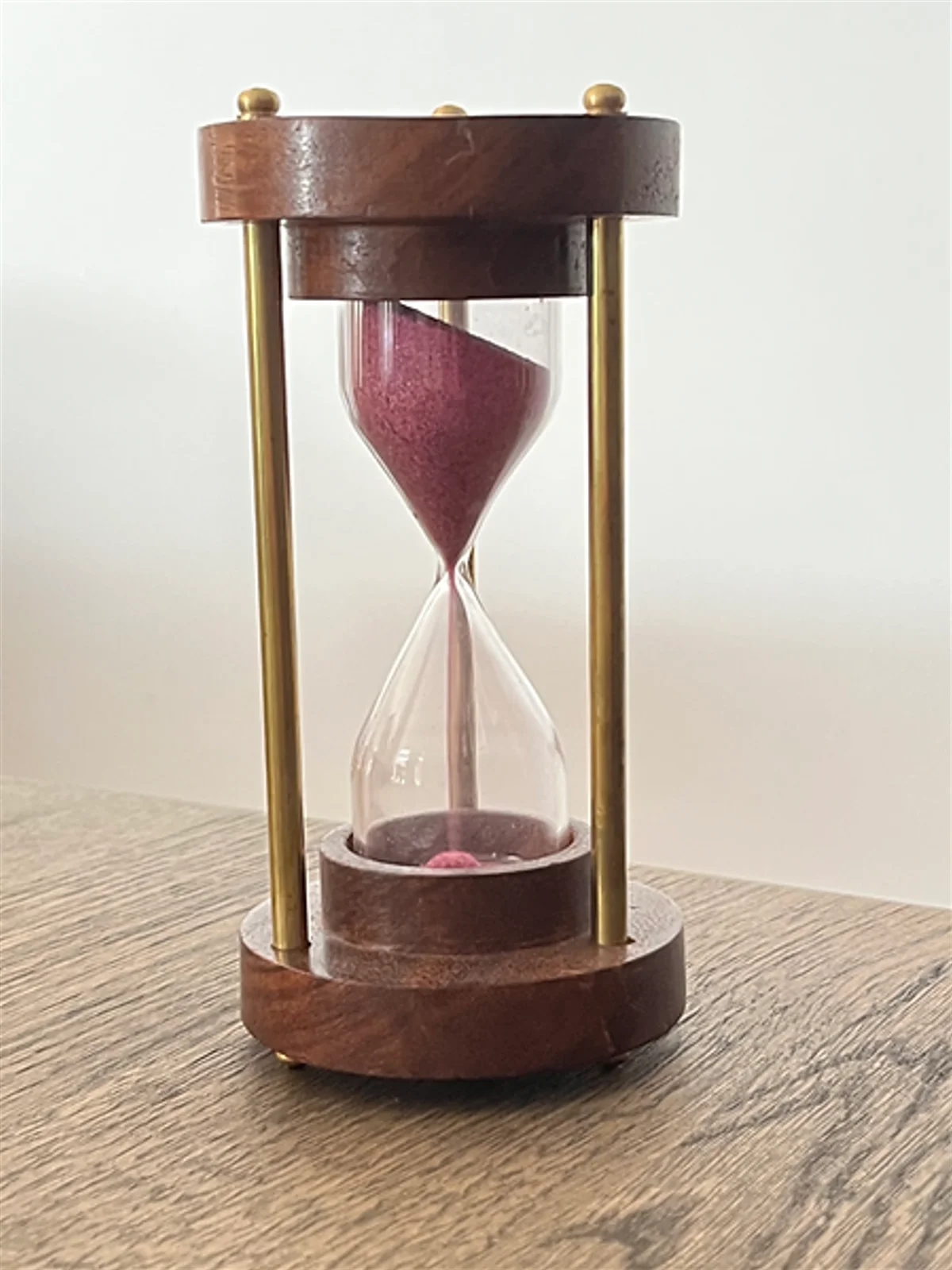 Pješčani sat "Odores Silentii"