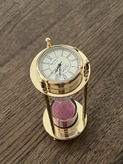 Pješčani sat "Totus"