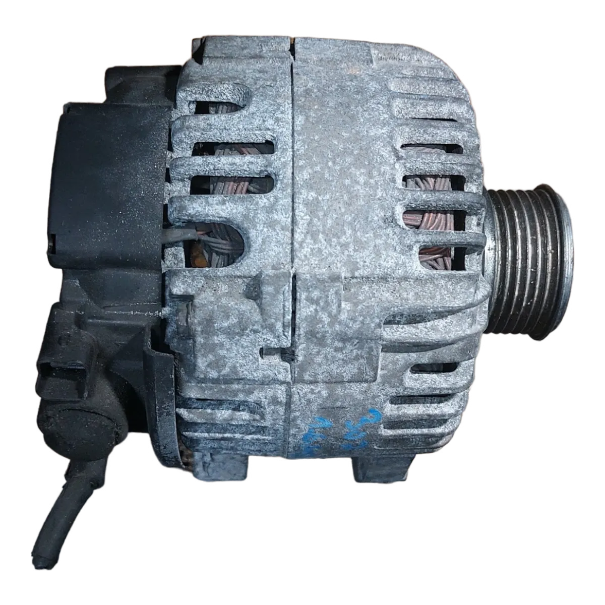 Peugeot 307 1.6  HDI  04-09  alternator  9646321780