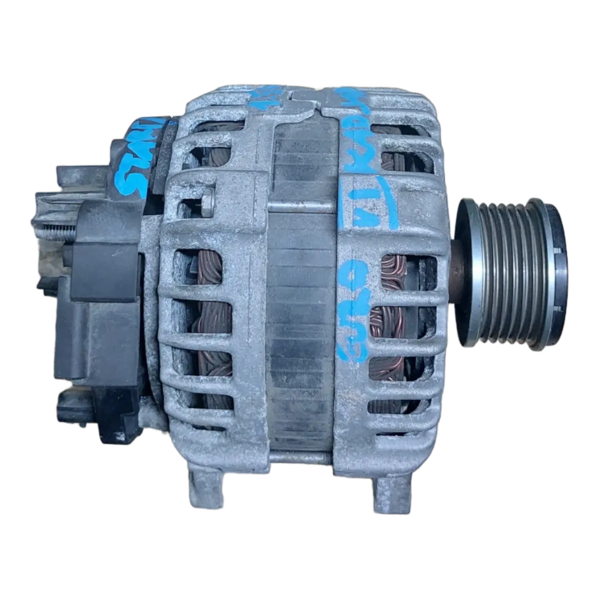 Renault Kadjar 1.5 DCI   15-22   alternator  231004EA0A  E   START STOP