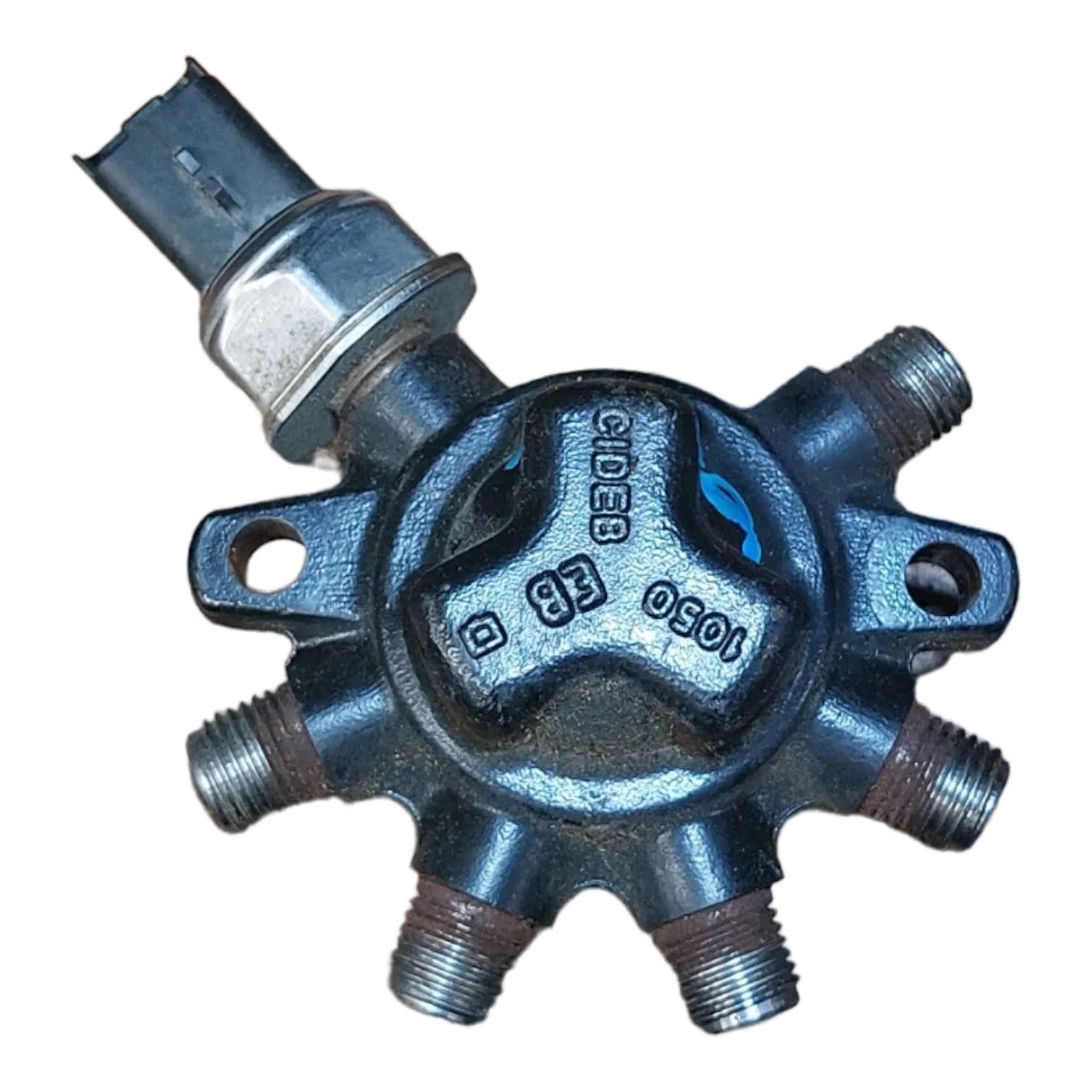 Renault Clio III 1.5 DCI  05-12   rampa goriva   R9144Z070A  8200379933  8200334367