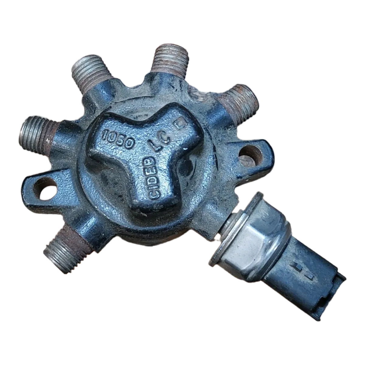 Renault Clio III 1.5 DCI  05-12   rampa goriva   R9144Z070   8200584034  8200334367