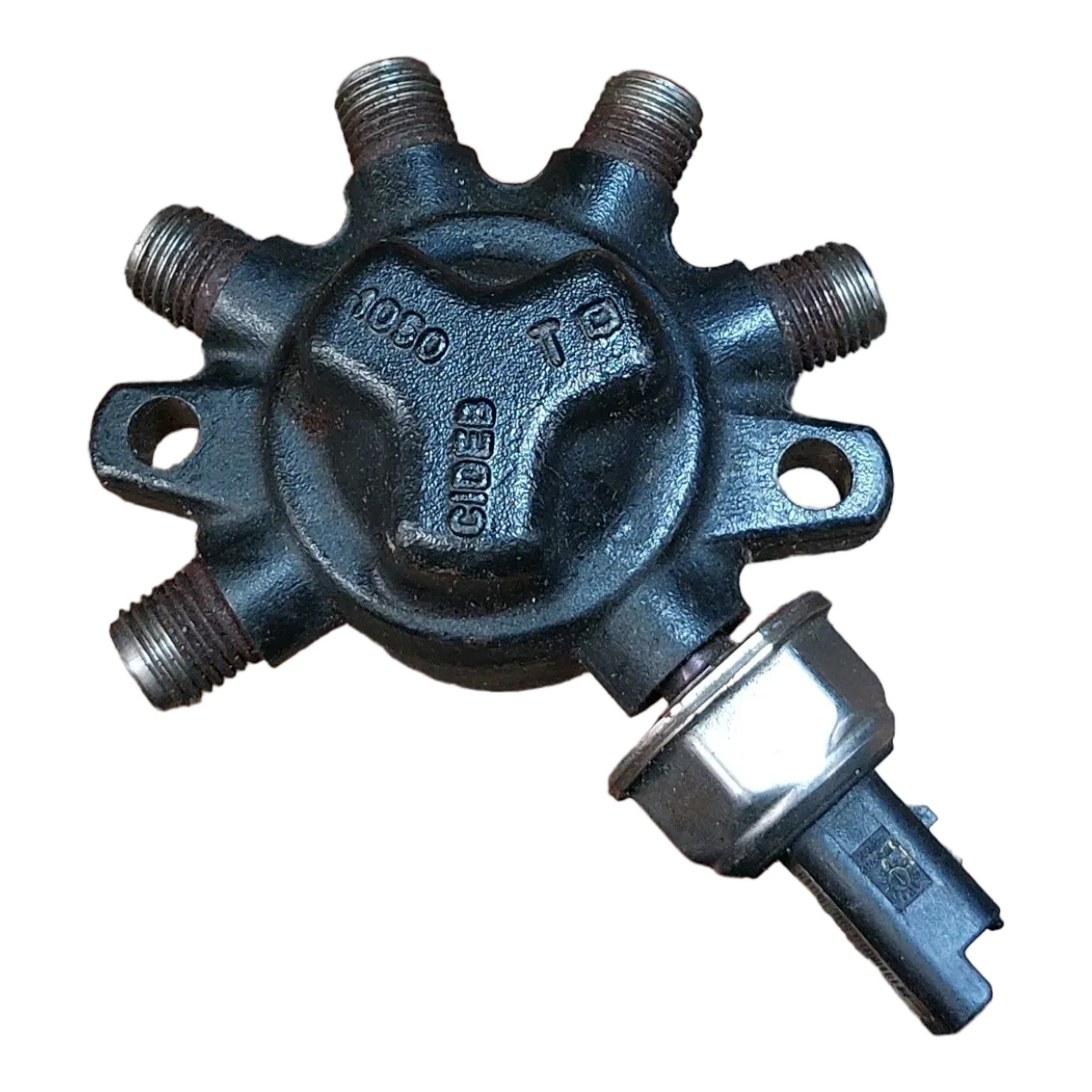 Renault Scenic II  1.5 DCI 03-09   rampa goriva   R9144Z070   8200584034   8200334367