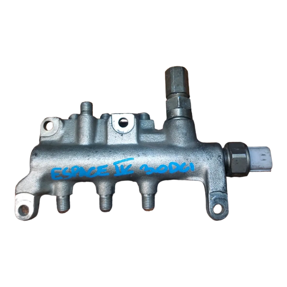 Renault Espace 3.0 DCI   02--      rampa goriva   7701474017