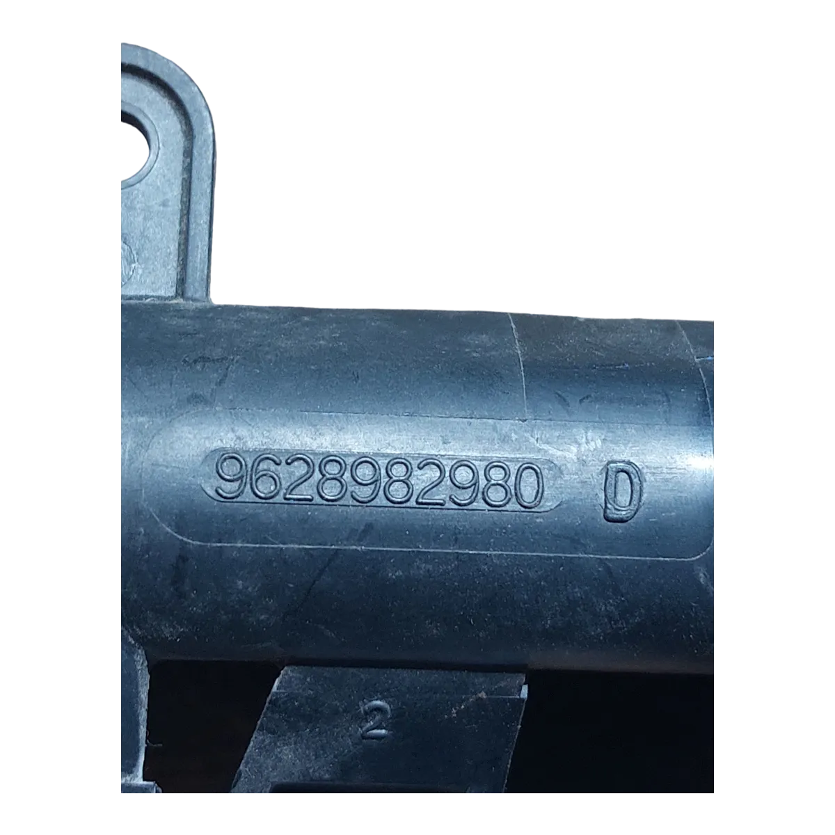 Citroen  C3  1.1i  01-10   rampa goriva  9628982980