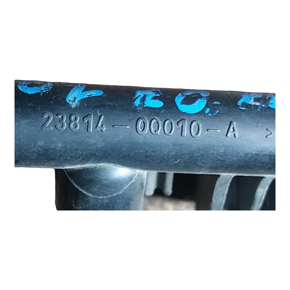 Peugeot 107  1.0i  05-14   rampa goriva  2381400010A