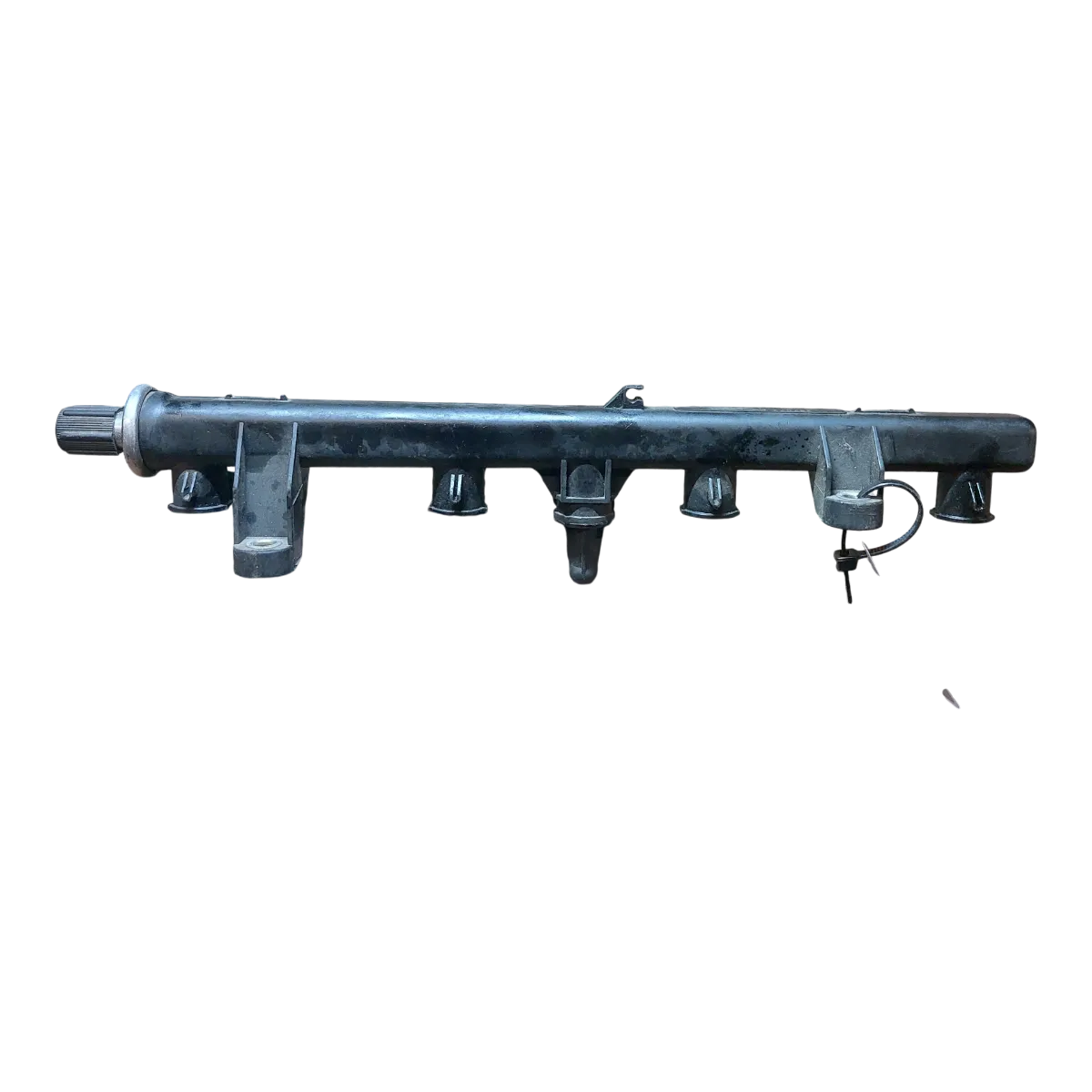 Alfa Romeo  147  1.6 16V    01-10  rampa goriva  0280151048