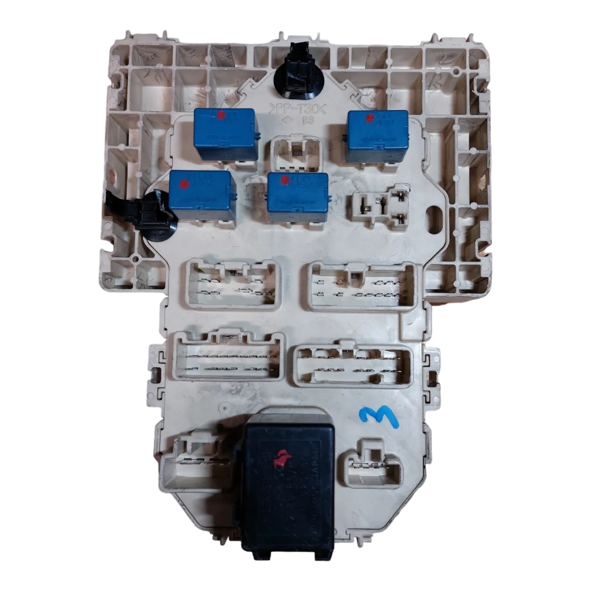 Suzuki SX4  1.9D 06-13  vanjska kutija osigurača  3677079J80   B79J4