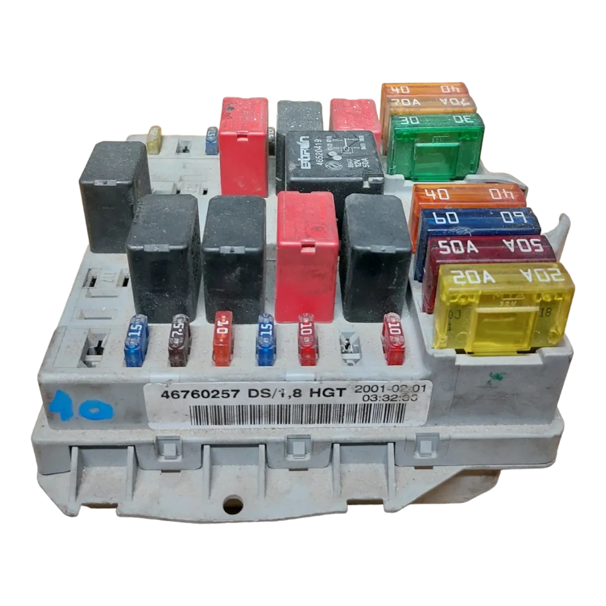 Fiat Punto II    99-11  vanjska kutija osigurača    46760257