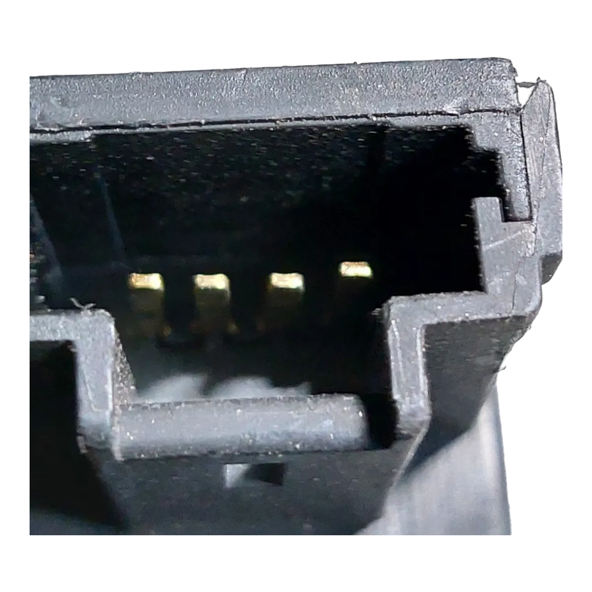 Peugeot 407 SW  06-10   brava zadnjeg stakla   4-pin 9648254780