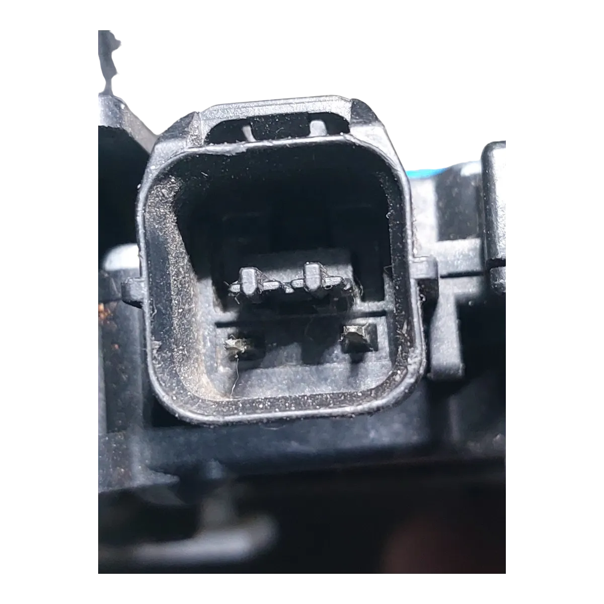 Citroen C-Crosser 07-12   brava  prednja desna   PD   2-pina  9136 CQ