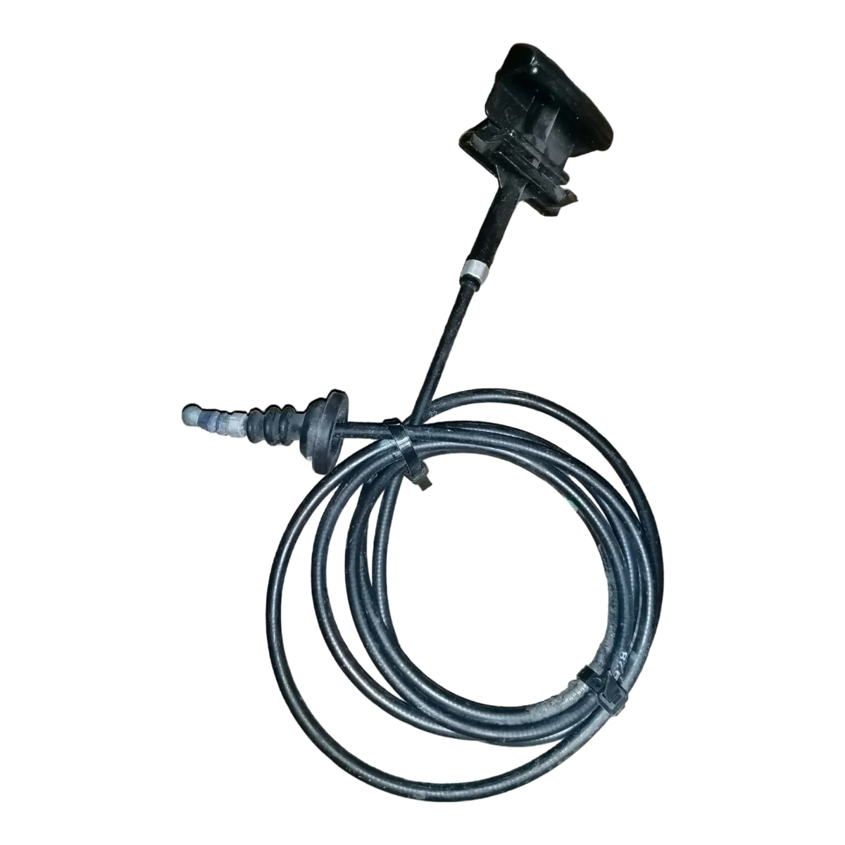 Suzuki SX4   06-13   sajla prednje haube    8216079J00