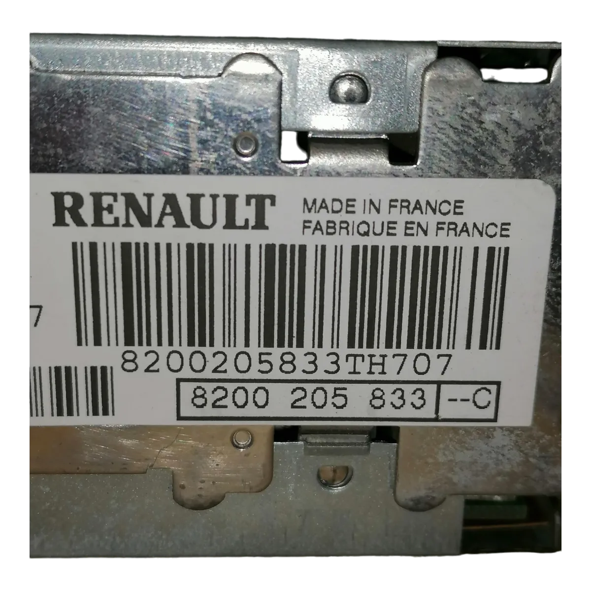 Renault Espace  IV  02-15      CD/tuner      8200205833