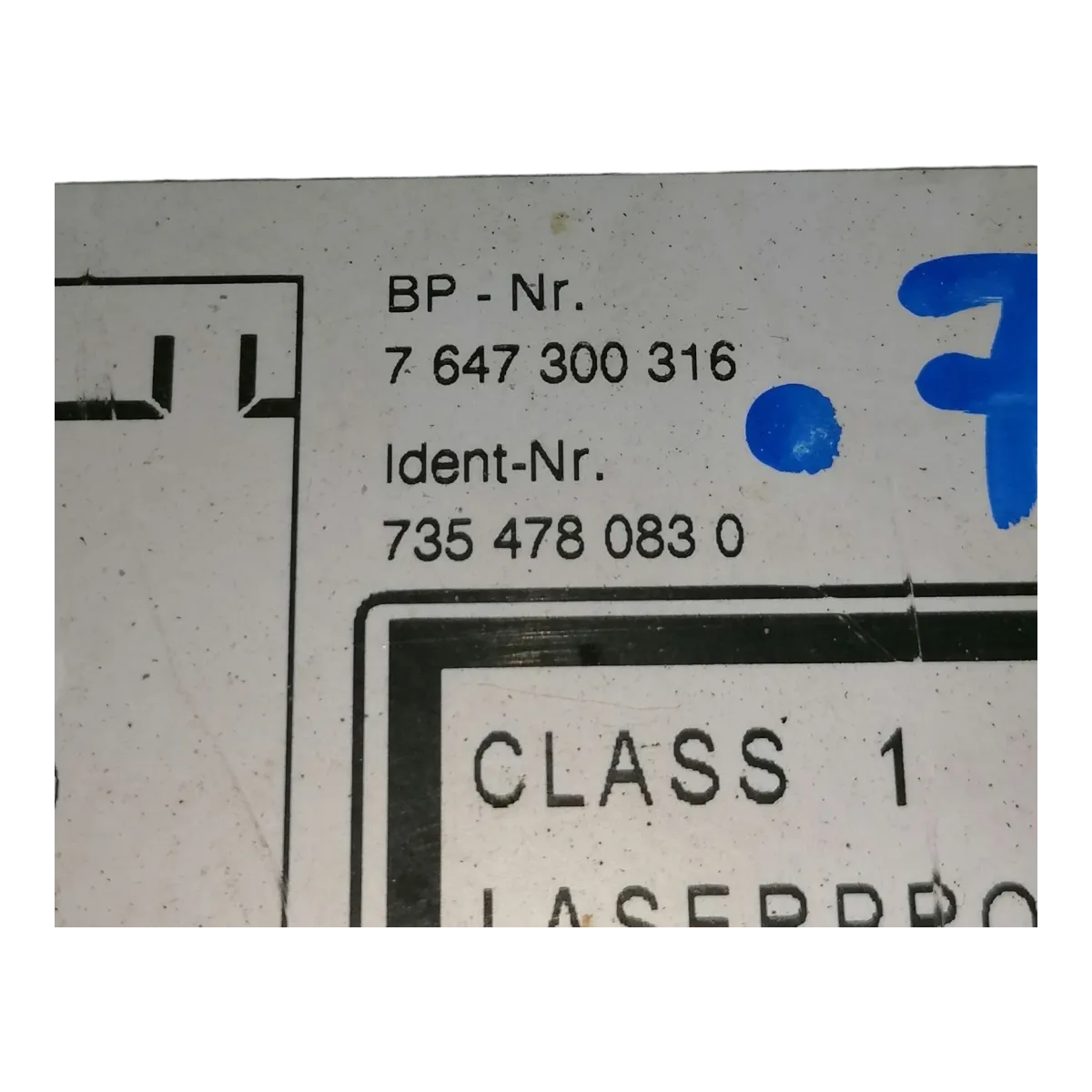 Fiat Qubo    08- 16     CD/radio     7647300316   7354780830