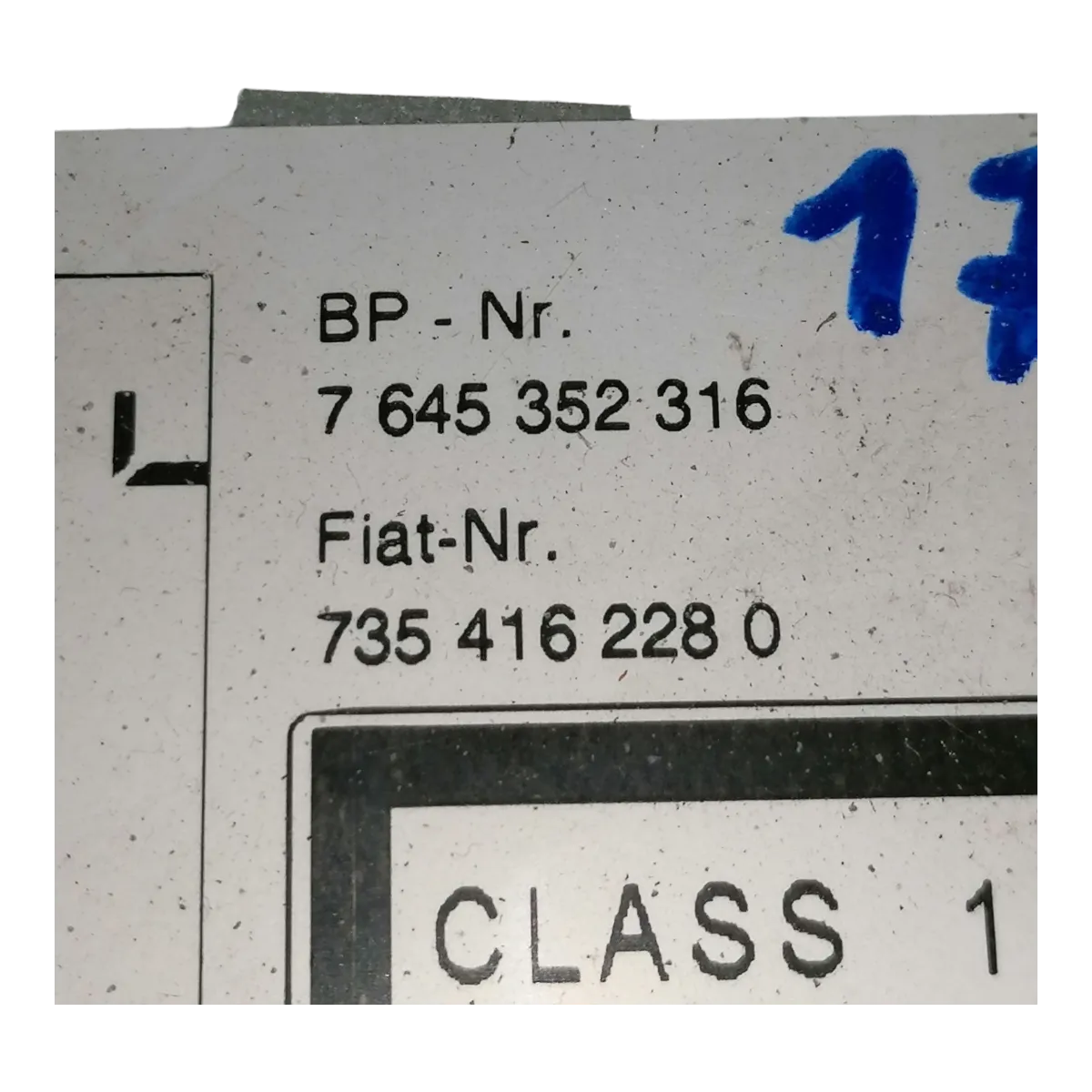 Fiat Punto Grande   05-15     CD/radio    7645352316   7354162280