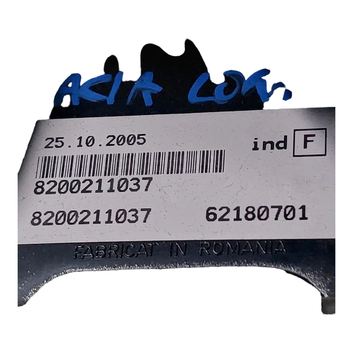 Dacia Logan  limuzina  04-12   lampa  zadnja srednja  8200211037