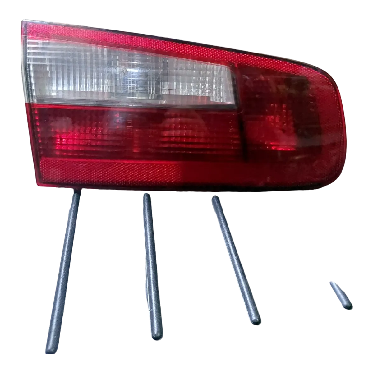 Renault Laguna II hatchback  01-05    lampa zadnja lijeva  unutarnja  8200002475