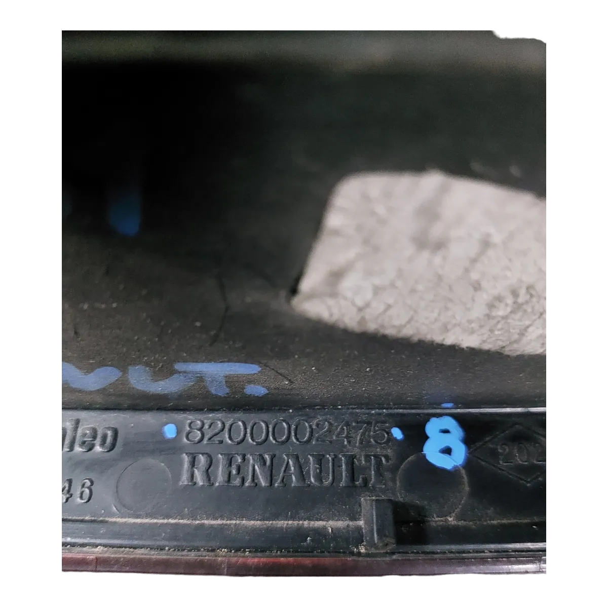 Renault Laguna II hatchback 01-05 lampa zadnja lijeva unutarnja 8200002475