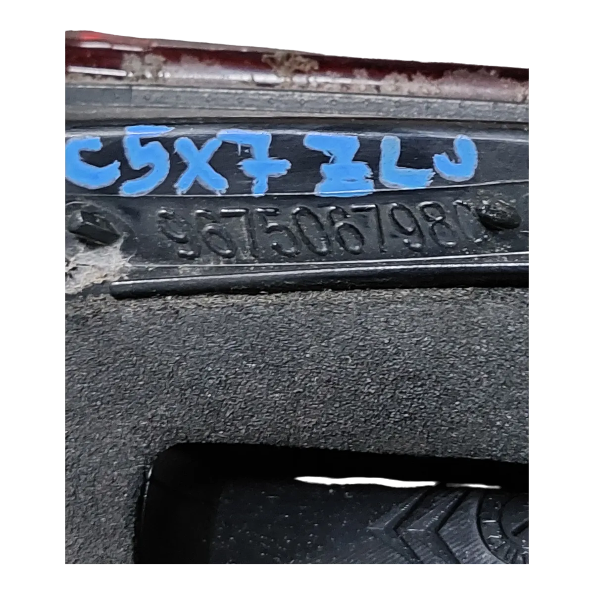 Citroen  C5 III  X7  facelift   12-      lampa zadnja lijeva  unutarnja  9675067980