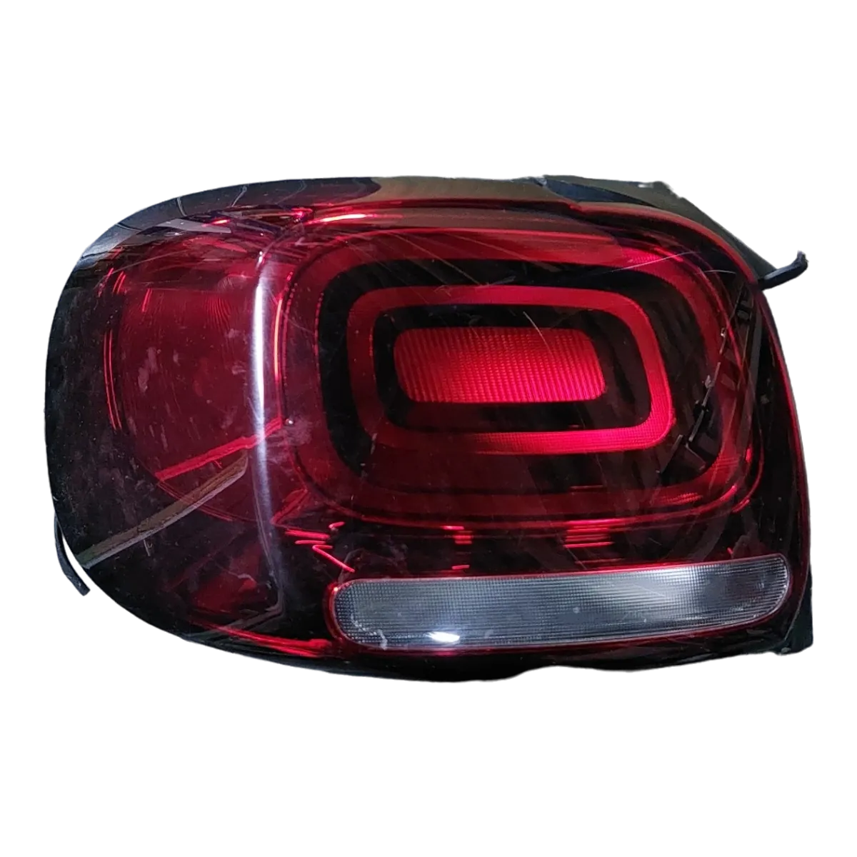 Citroen C3 Aircross  17-     lampa zadnja lijeva  13468650    YQ00042480