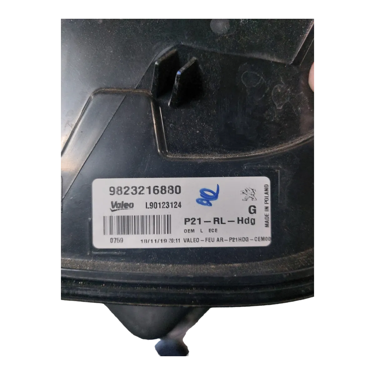 Peugeot 208 P21E 19-23 lampa zadnja lijeva vanjska 9823216880
