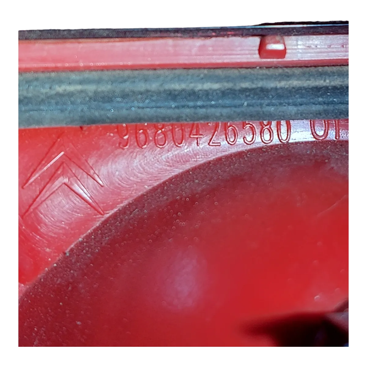 Peugeot 308   hatchback 07-13   lampa zadnja -stop svijetlo 9680426580