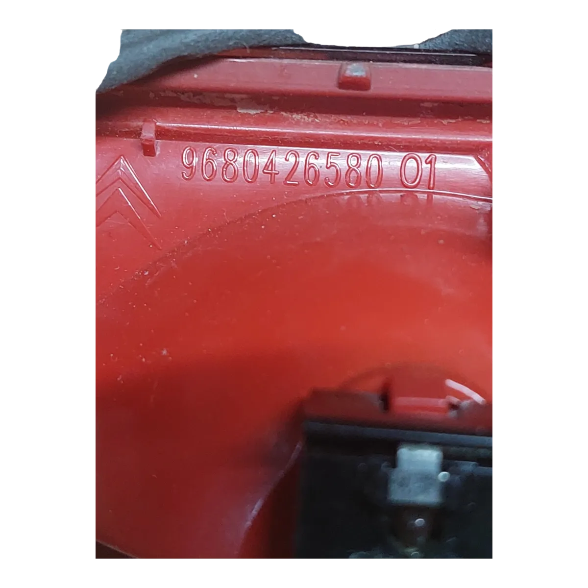 Peugeot 308 hatchback 07-13 lampa zadnja -stop svijetlo 9680426580