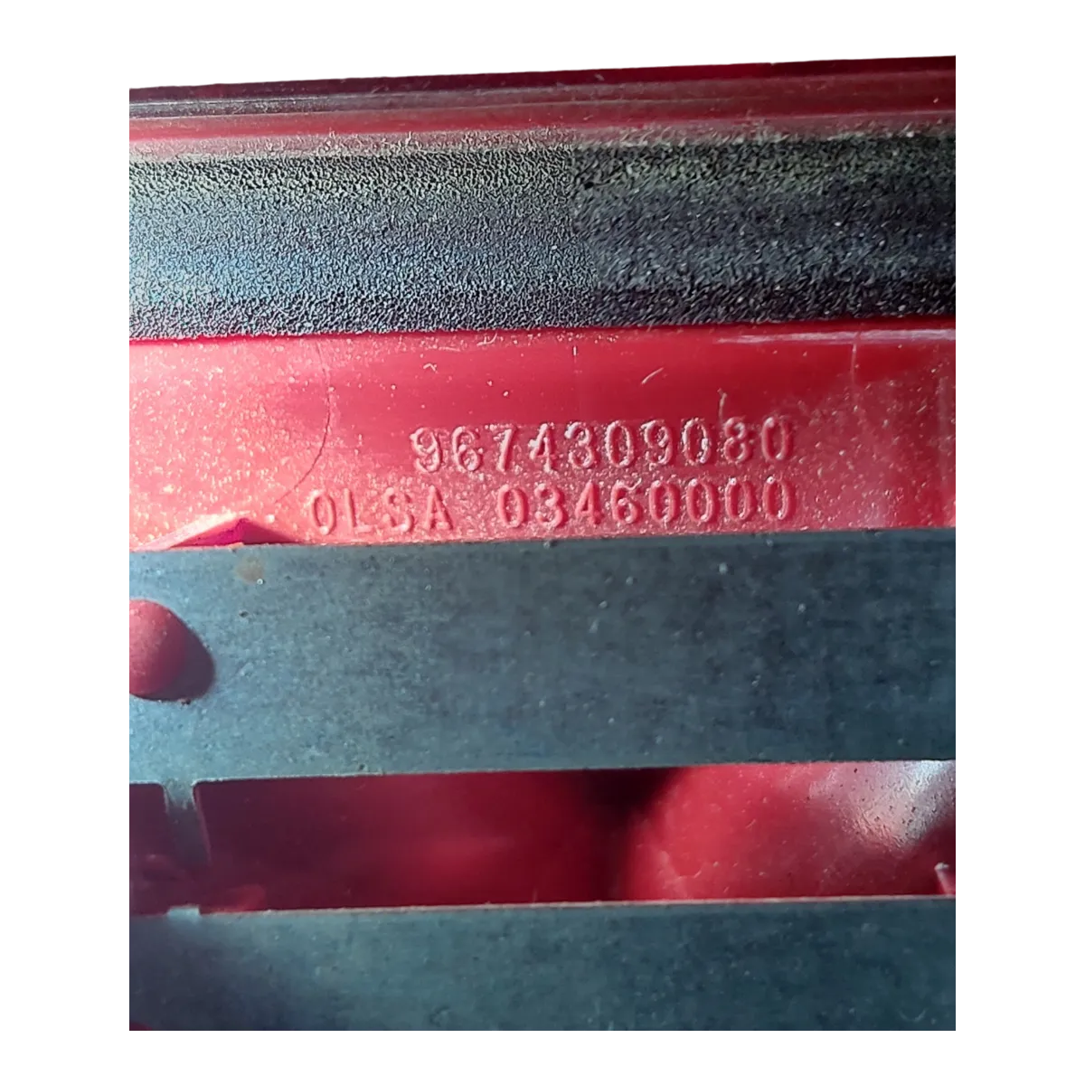 Peugeot 208 12-19 lampa zadnja -stop svijetlo 9674309080