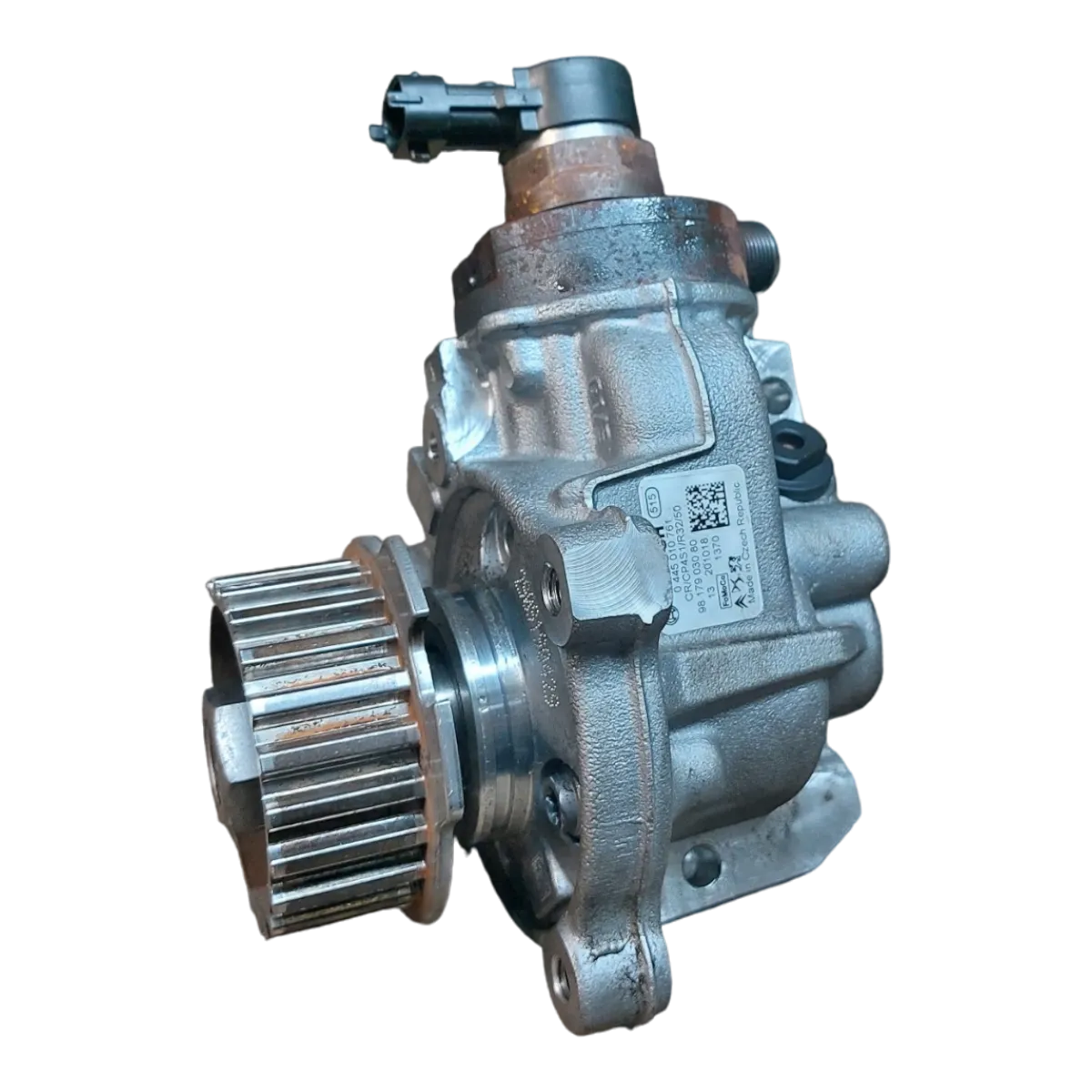 Peugeot 3008 P84 1.5 HDI 16- visokotlačna pumpa goriva 0445010761 9817903080    TEST