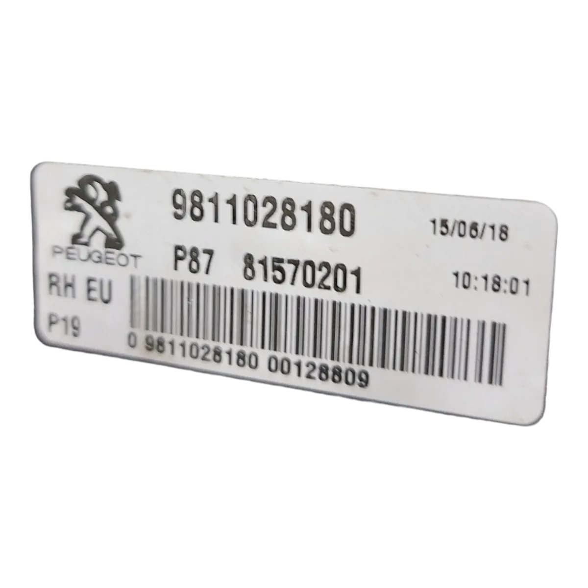 Peugeot 5008  P87   17-  20   lampa zadnja desna vanjska   9811028180