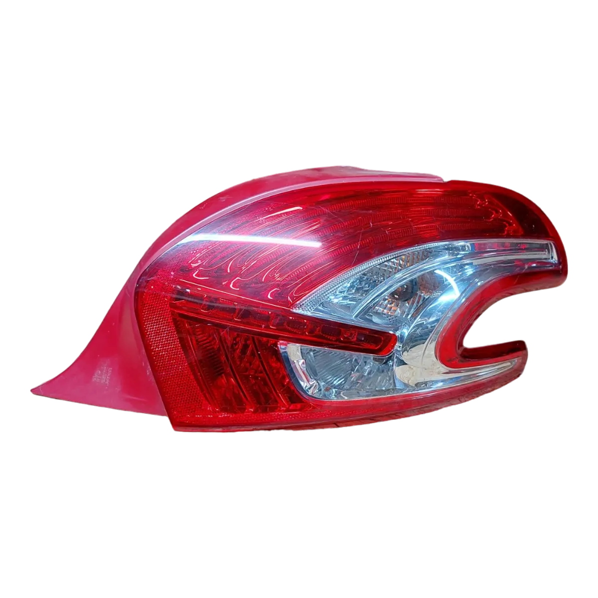 Peugeot 208 12-19 lampa zadnja desna  9672628380