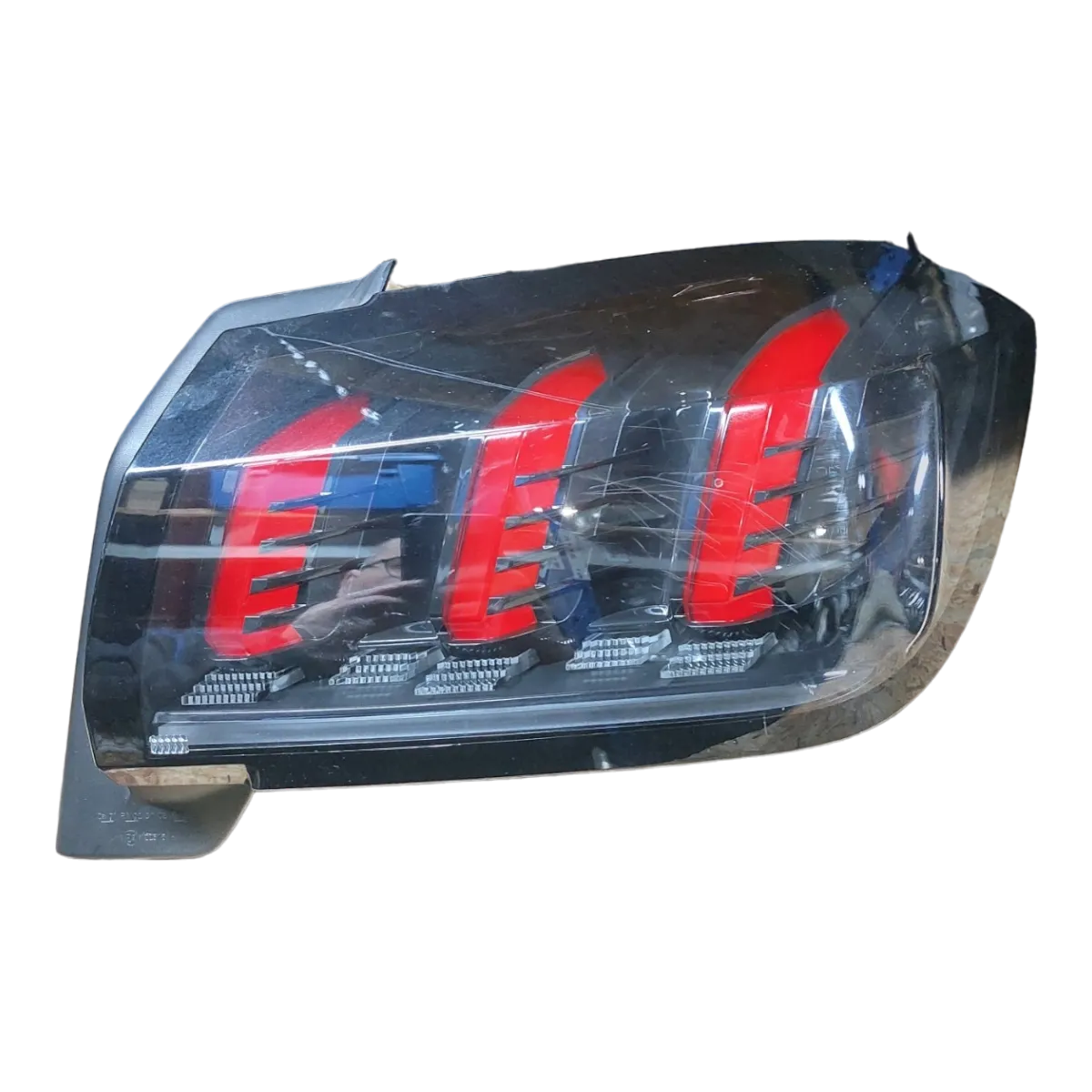 Peugeot 208 P21E 19-23 lampa zadnja desna vanjska 9823216680