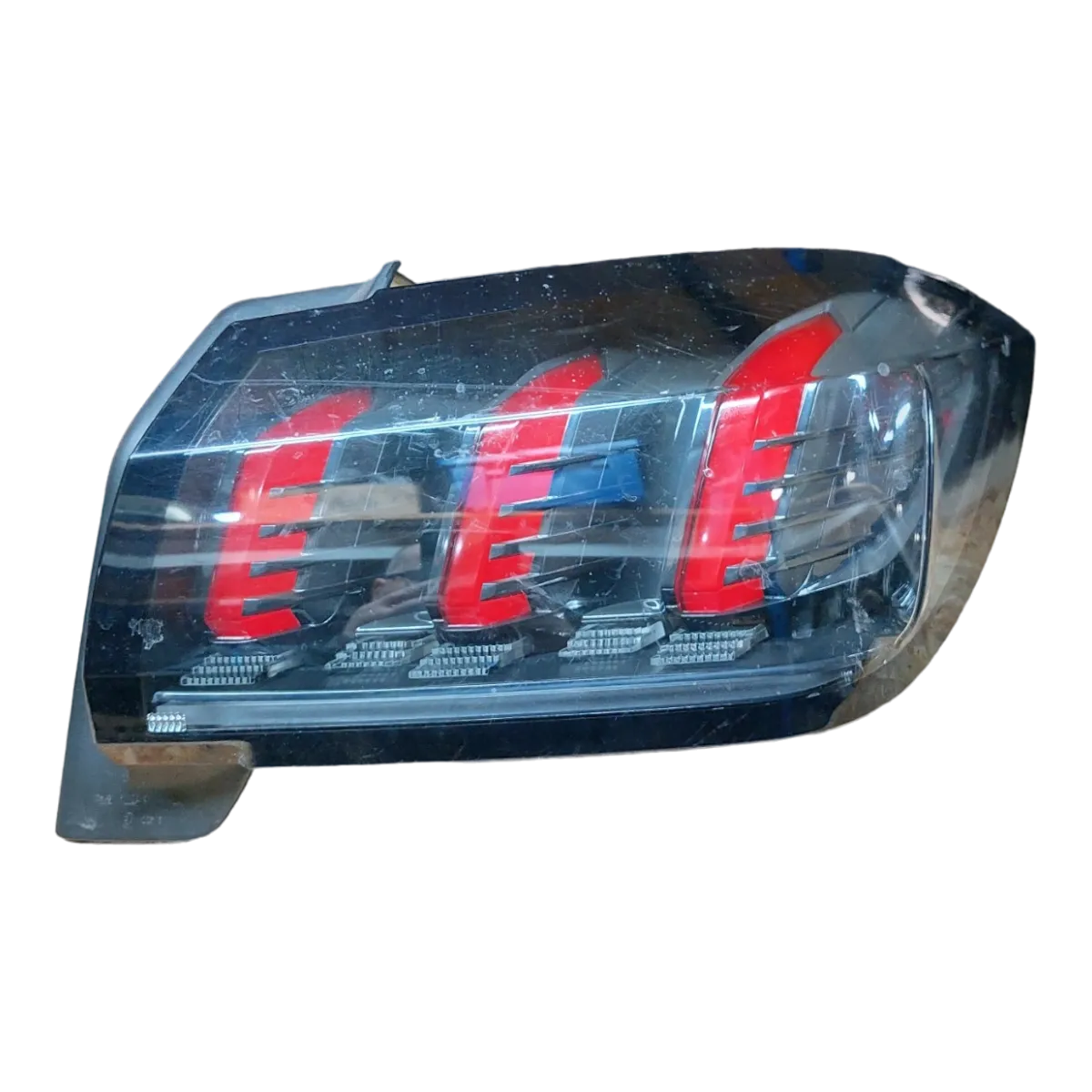 Peugeot 208 P21E 19-23 lampa zadnja desna vanjska 9823216680