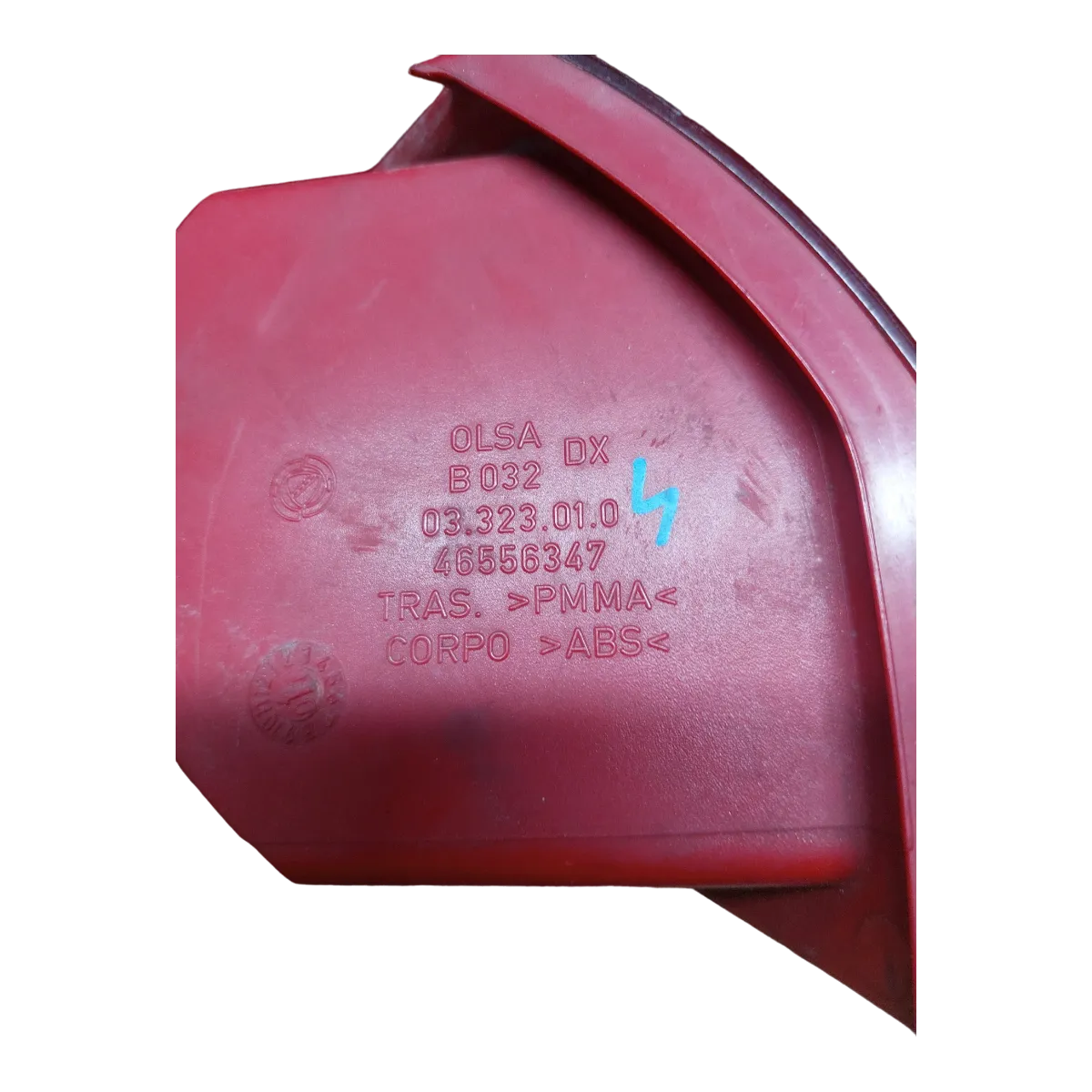 Alfa Romeo 147 01-10 lampa zadnja desna vanjska 46556347