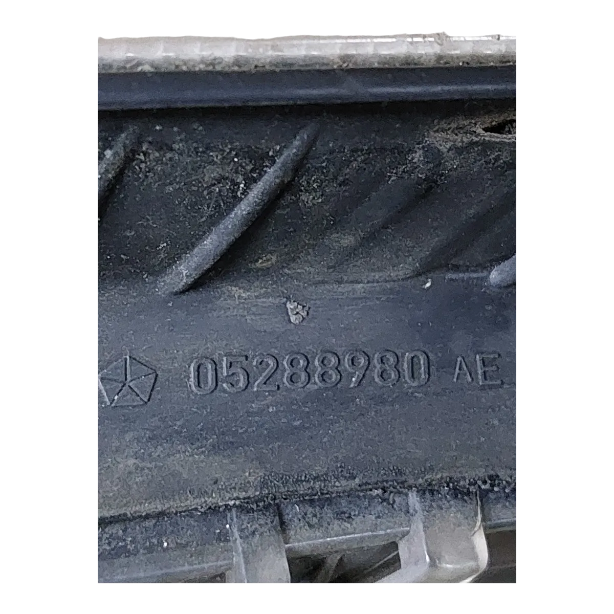 Chrysler PT Cruiser  00-10  far prednji desni  05288980