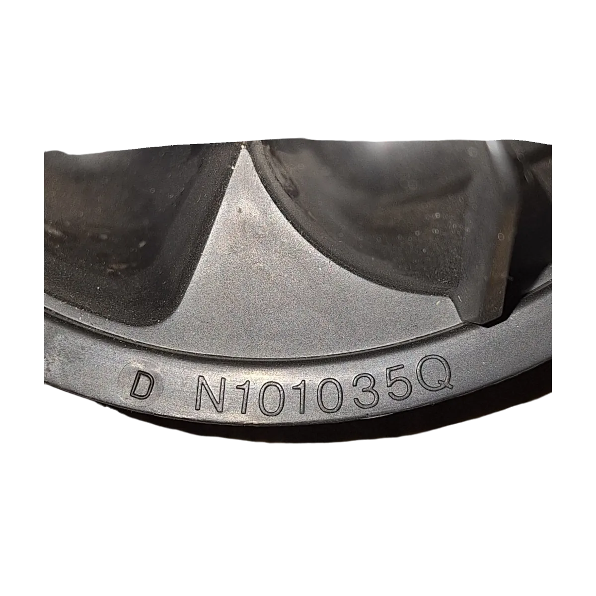 Dacia Logan    04-12   ventilator kabine    N103300P   N101035Q