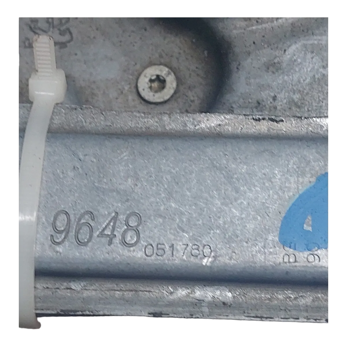 Peugeot 1007   04-09   podizač stakla prednji  desni  9648051780  400816P