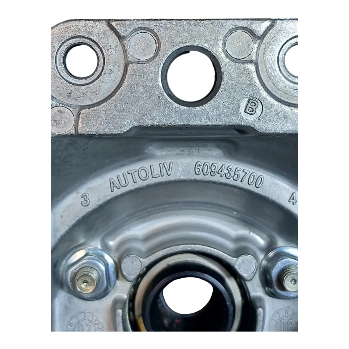 Citroen  C5 III X7    07-19   volan /obruč volana   609435700  6094356