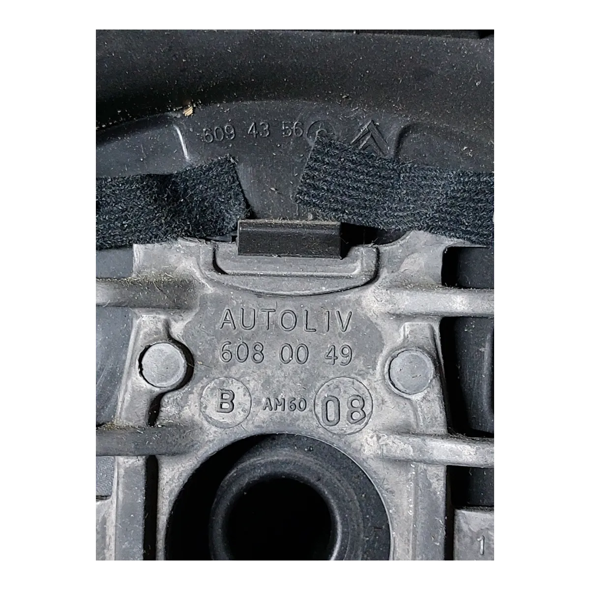 Citroen  C5 III X7    07-19   volan /obruč volana   609435700  6094356