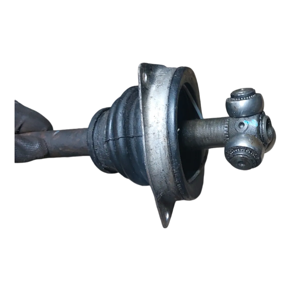 Renault Clio II 1.2i  98-12  poluosovina prednja lijeva