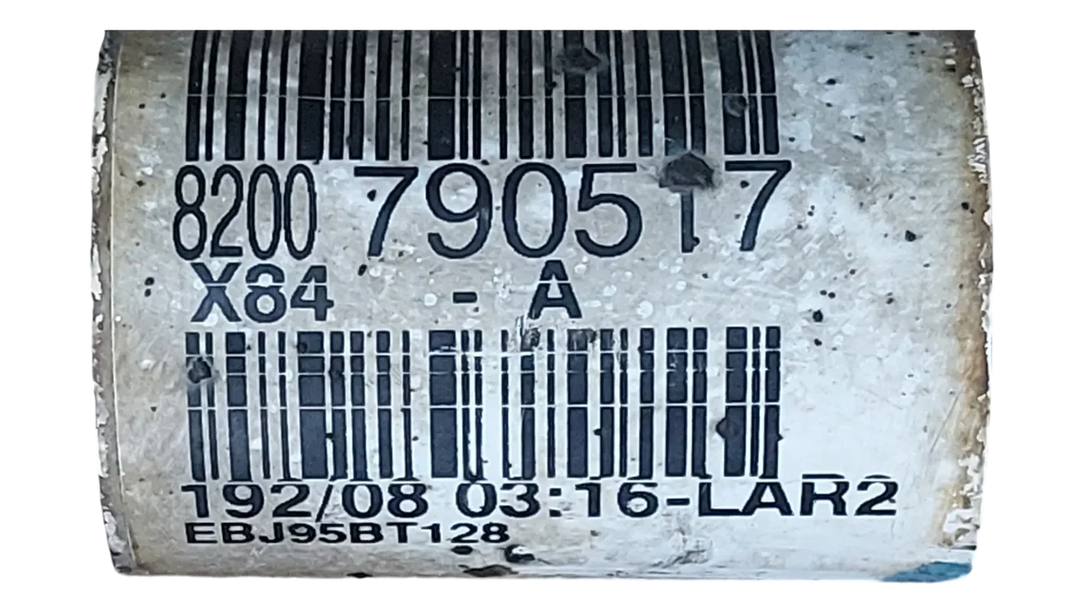 Renault Megane II  1.9 DCI    01-12 poluosovina prednja desna  8200790517