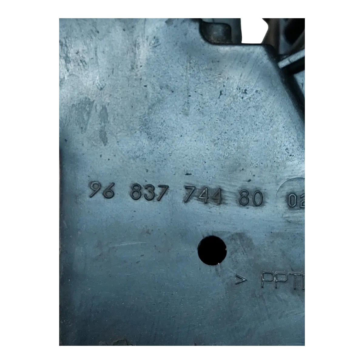 Peugeot 2008  HDI 13-19  spremnik-rezervoar tekućine za čišćenje DPF/FAP filtera  9683774480