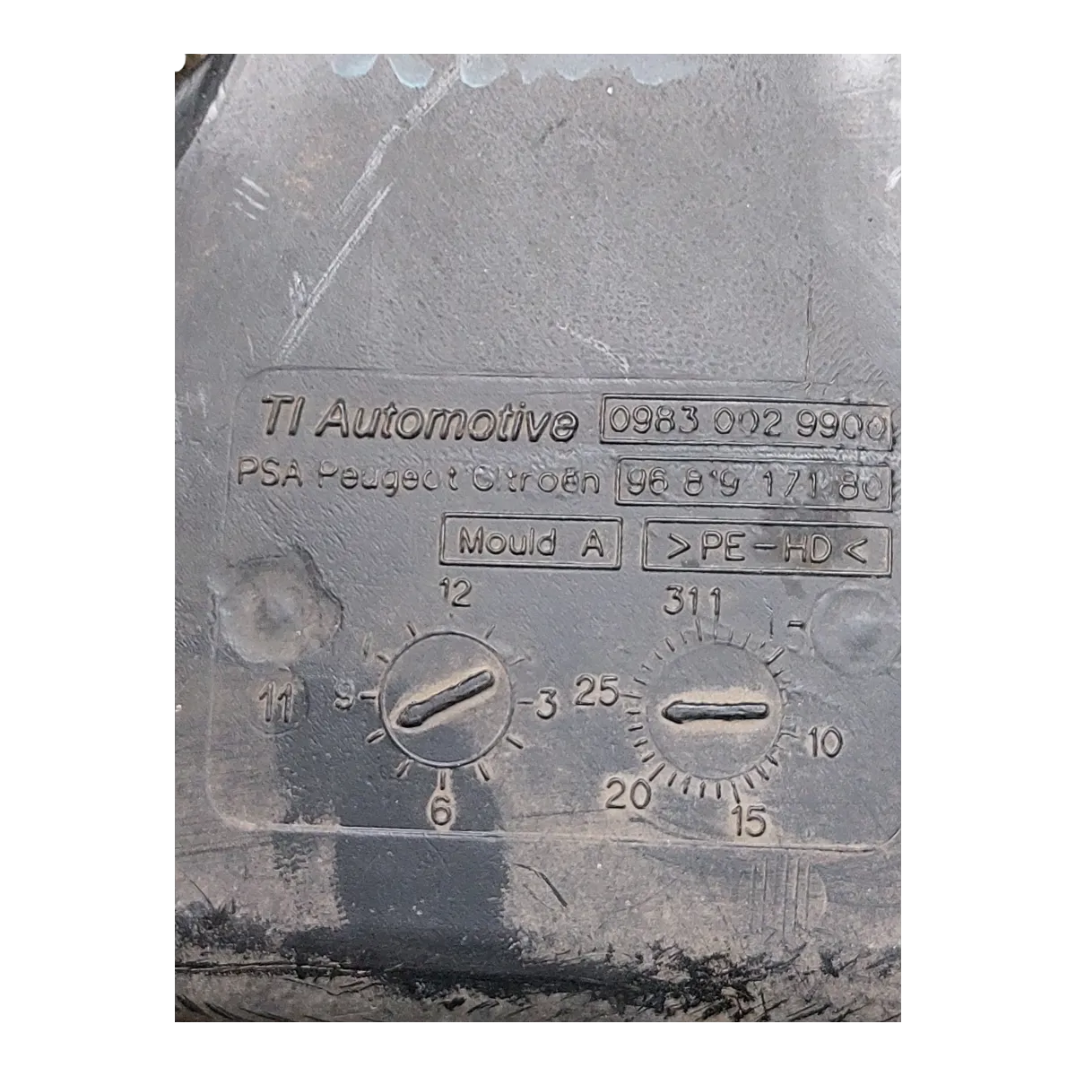 Peugeot 508 2.0 HDI 09-16   spremnik-rezervoar tekućine za čišćenje DPF/FAP filtera  09830029900 9681917180