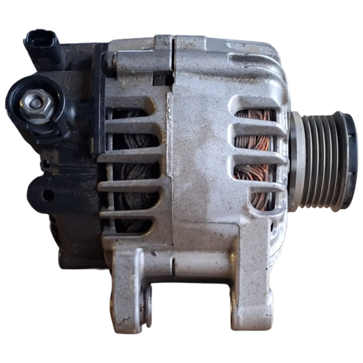 Peugeot 2008 P24  1.2 THP 19-    alternator  9835688980   2740557C   FG15T171