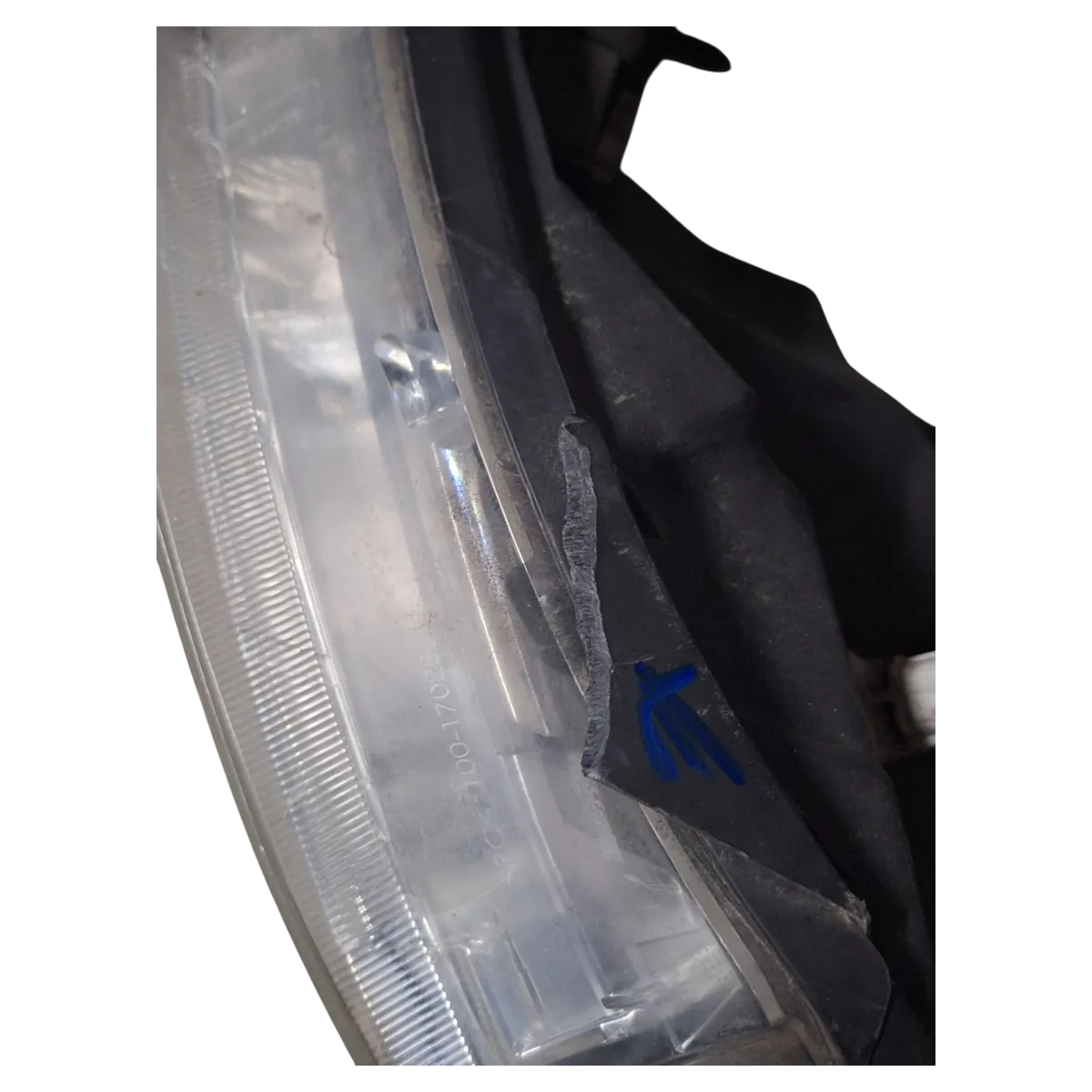 Renault Kangoo III   05-10   far prednji desni    260106220R    potrgan nosač 1 kom