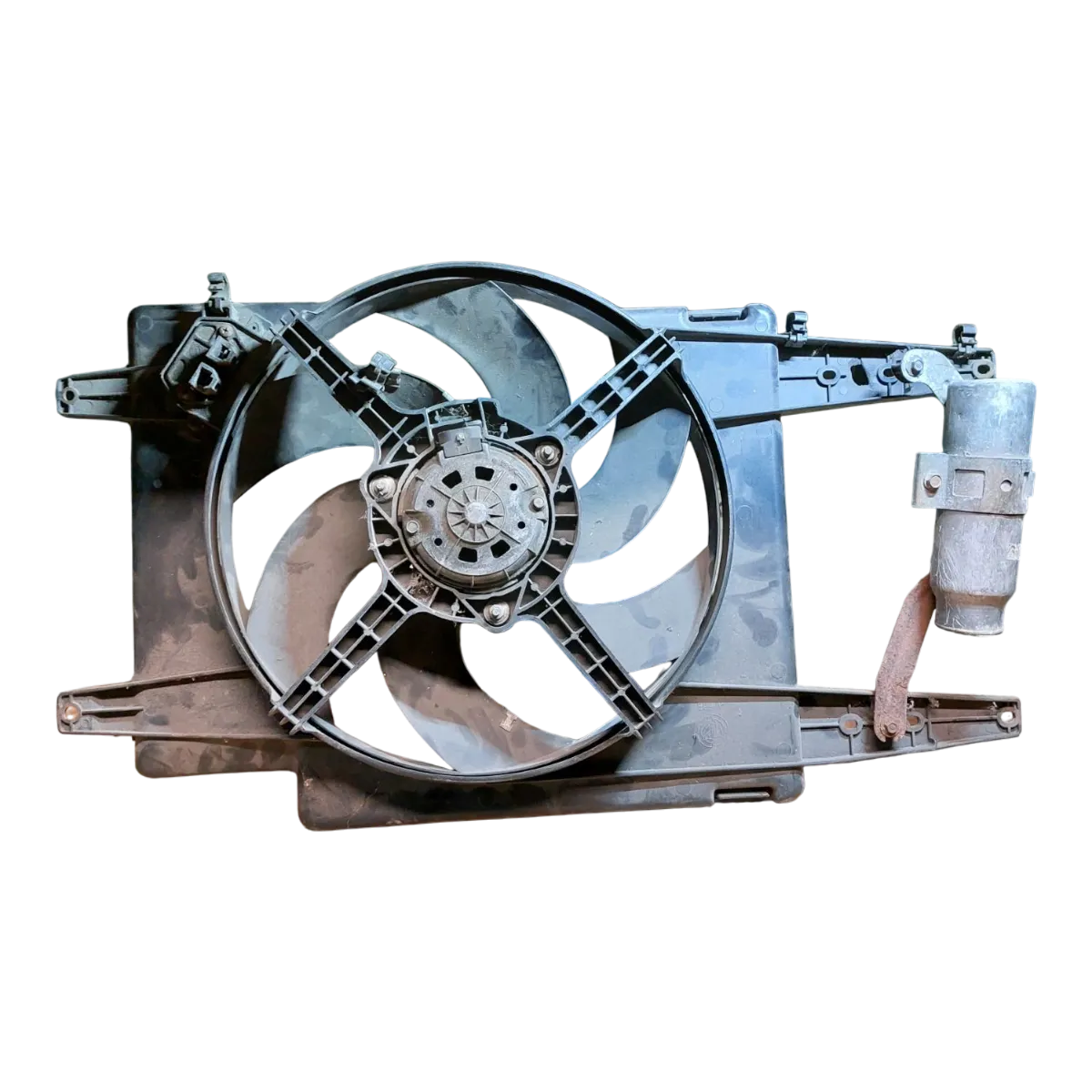 Alfa  Romeo 166 2.0i 96-07   ventilator hladnjaka motora 60657850 60814437 60692479 8240143