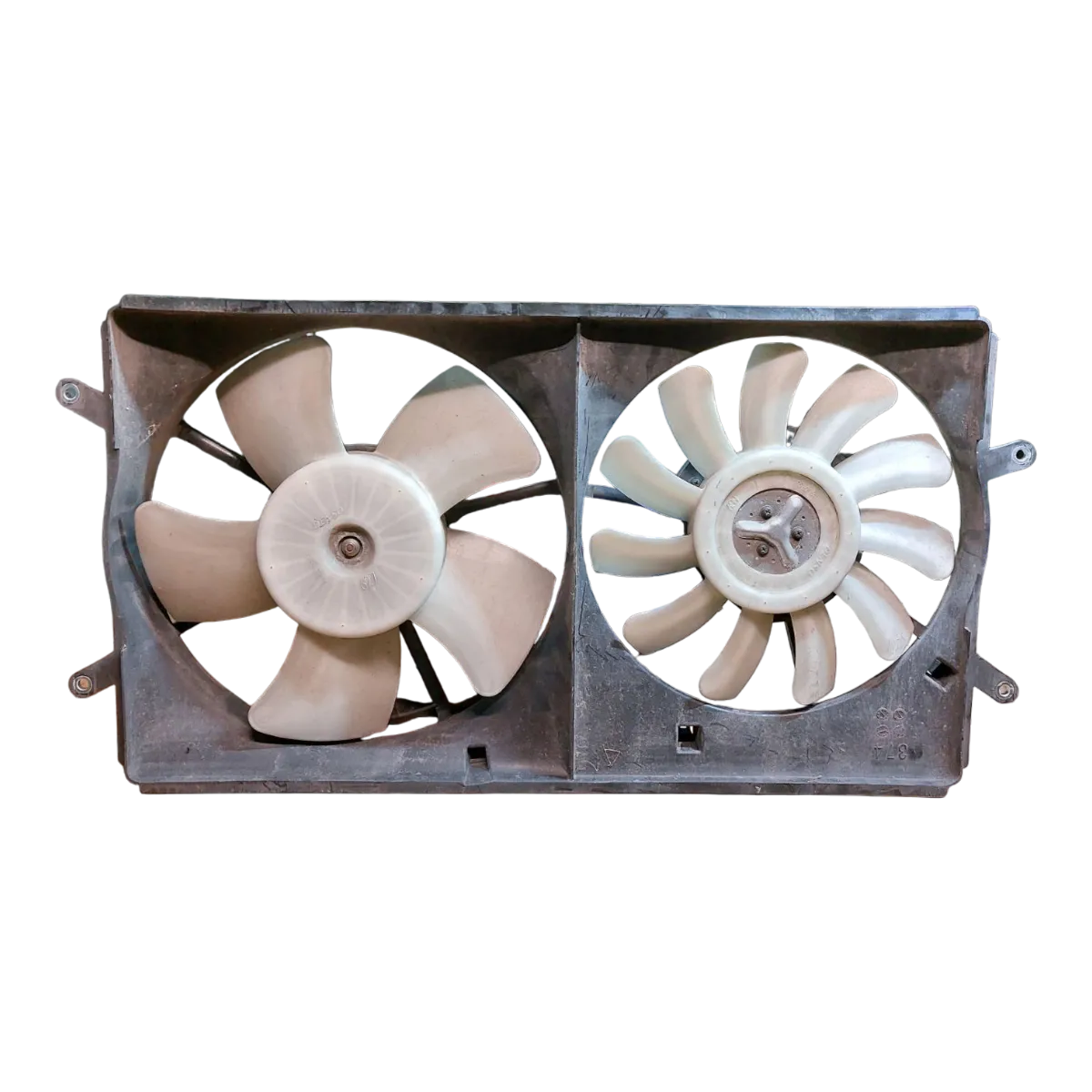 Fiat   Sedici   2.0  M-jet  06-14   ventilator hladnjaka motora  71746874  71750527  1680005350  650007340