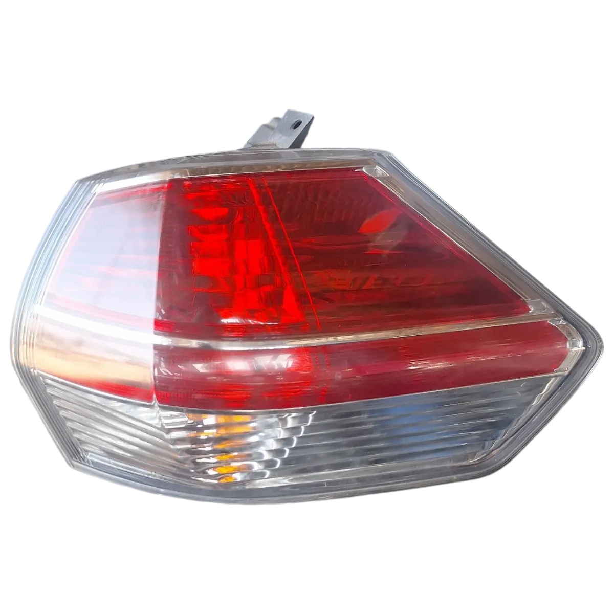 Nissan X-Trail   13-22   lampa zadnja desna    265504CA0B