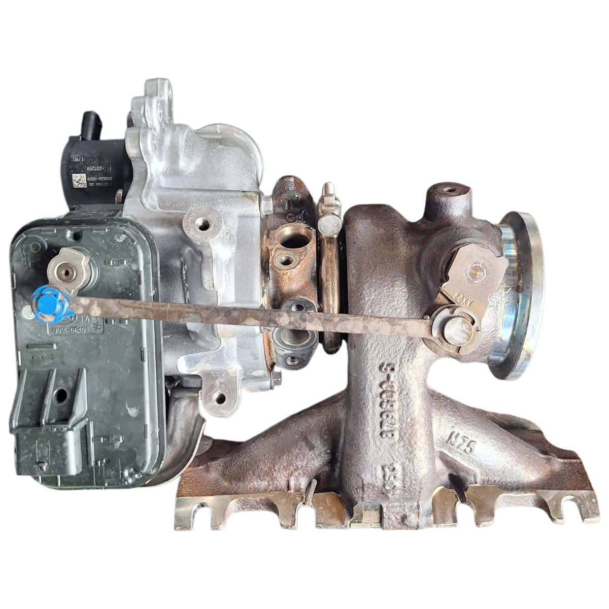 Nissan Qashqai II 1.3 TCE  hybrid  21-    turbina    HMLGT1364R  144101912R  883960-0008    TEST.