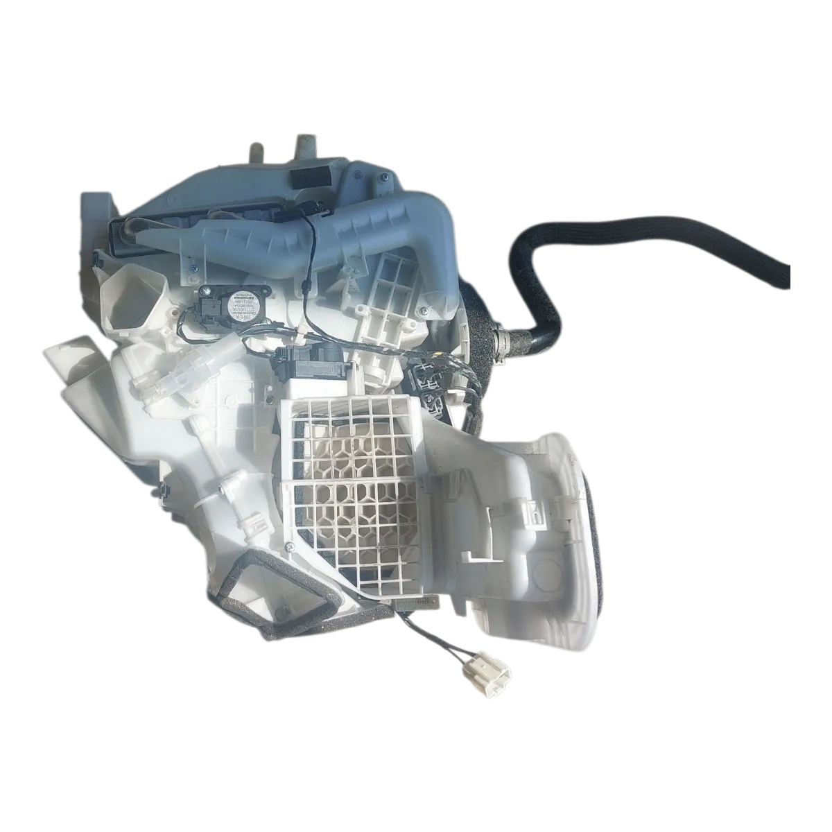 Nissan X-Trail   13-22   ventilacijska kutija  272104BA6A